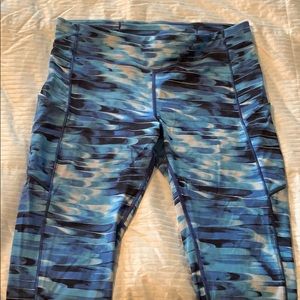 Lululemon workout tights. Size 12